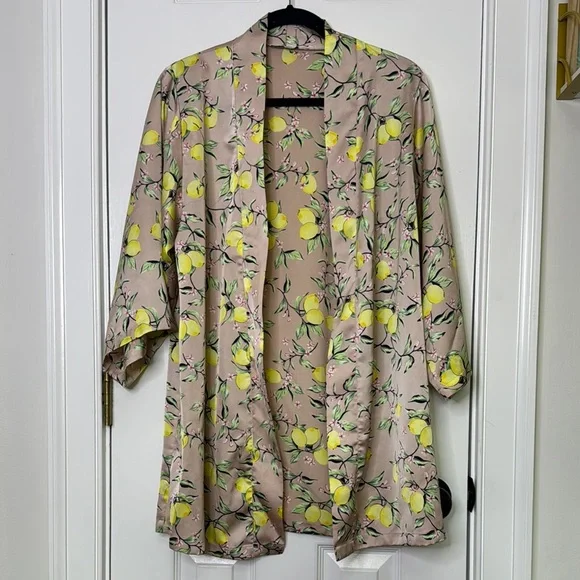 Tan and Yellow Boxy Kimono or Robe with Relaxed Fit - Picture 1 of 9